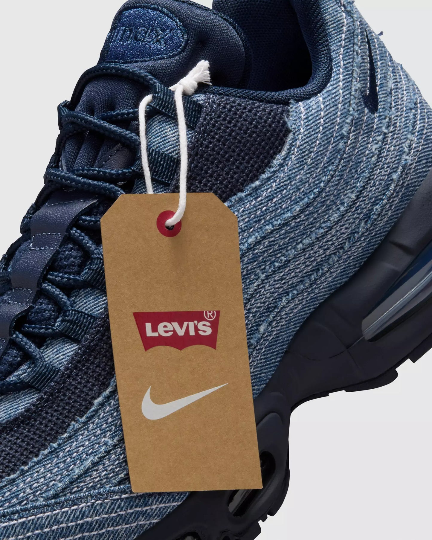 Air Max 95 x Levi's® Obsidian