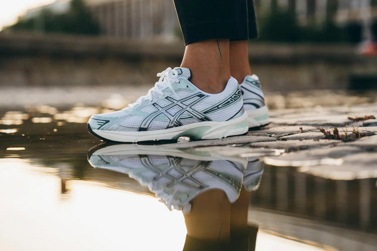 ASICS