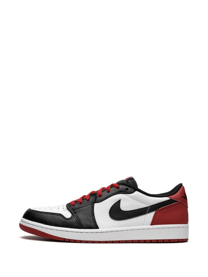 Jordan 1 Retro Low OG Black Toe