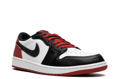 Jordan 1 Retro Low OG Black Toe