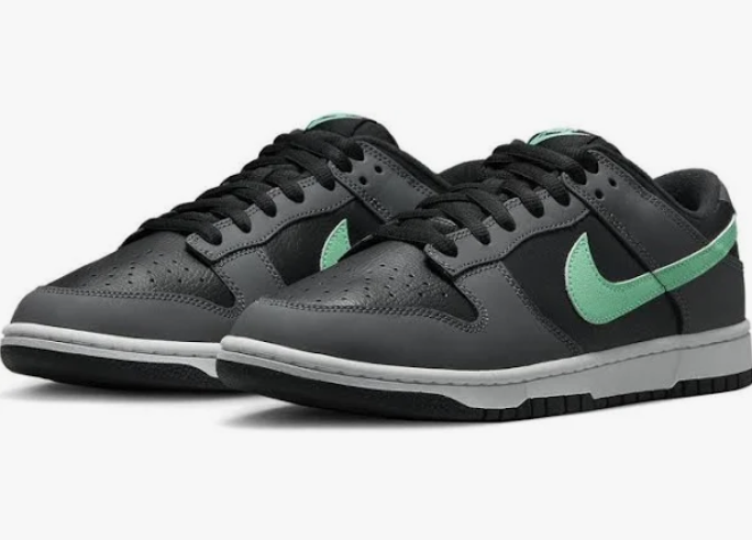 Nike Dunk Low Retro Green Glow