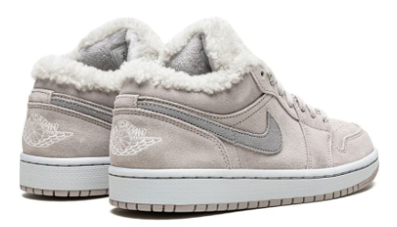 Air Jordan 1 Low SE Sherpa Fleece W