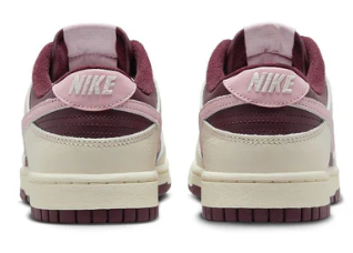 Nike Dunk Low Valentines Day 2023