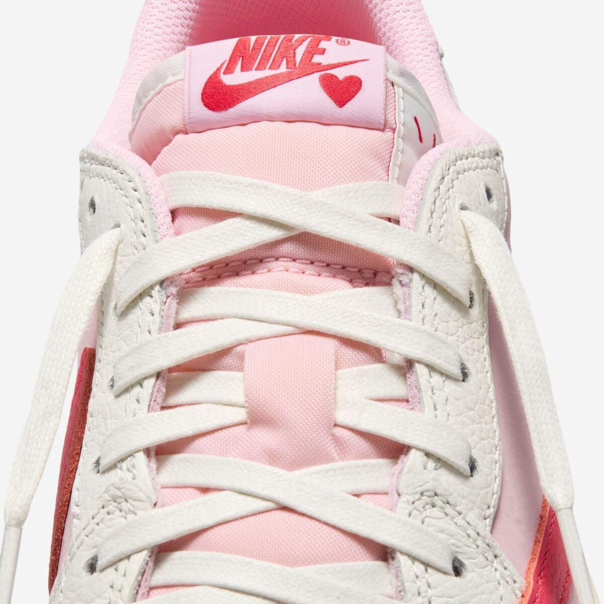 Air Jordan 1 Retro Low OG SP Travis Scott Sail Tropical Pink