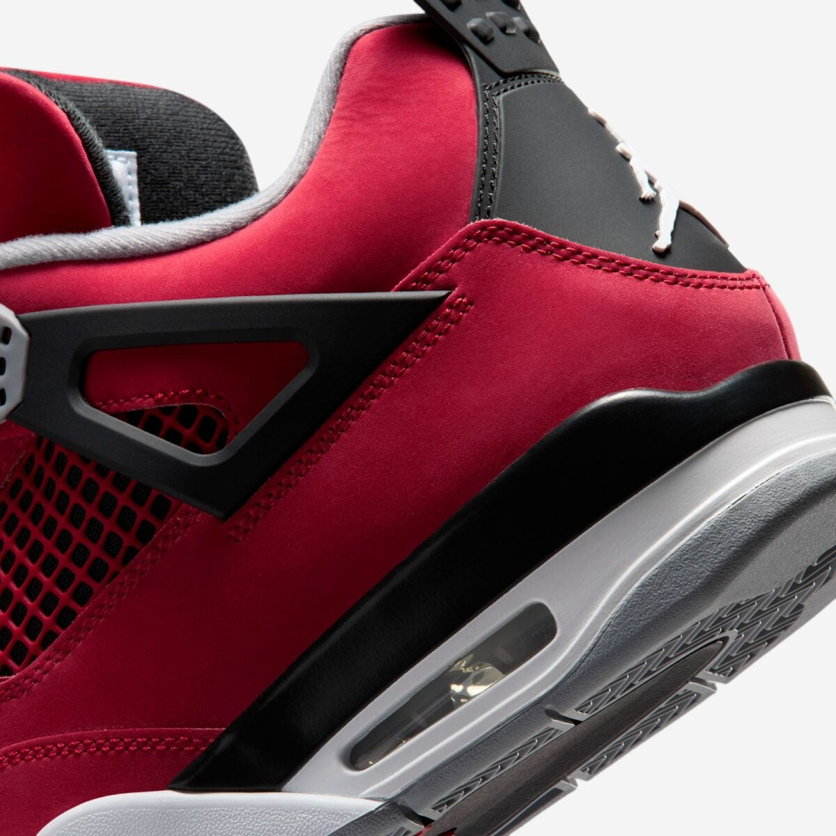Air Jordan 4 Retro Toro Bravo (2026)